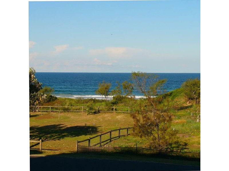 31/20 Pacific Parade, Yamba NSW 2464