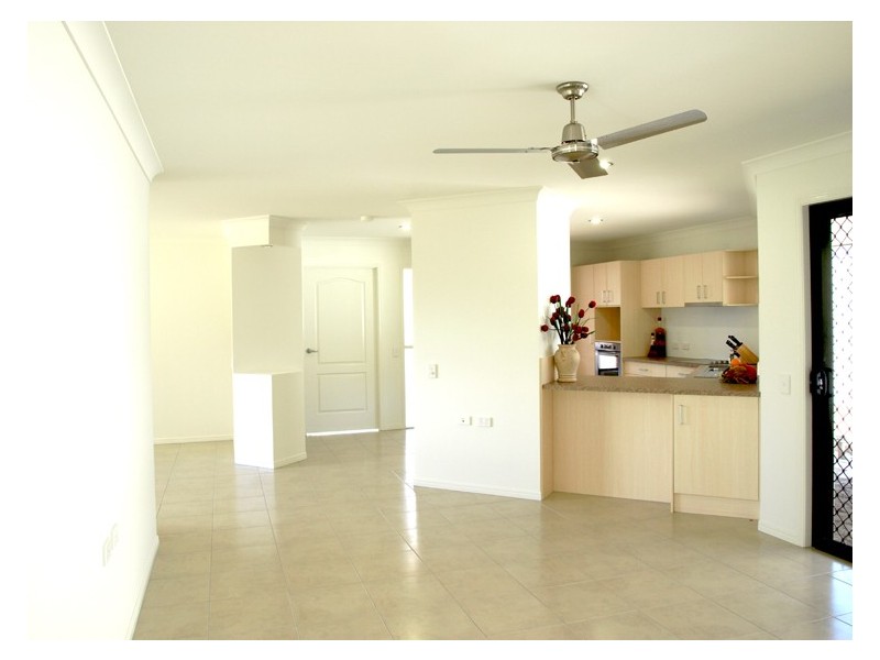 4 Sommerset Place, Yamba NSW 2464