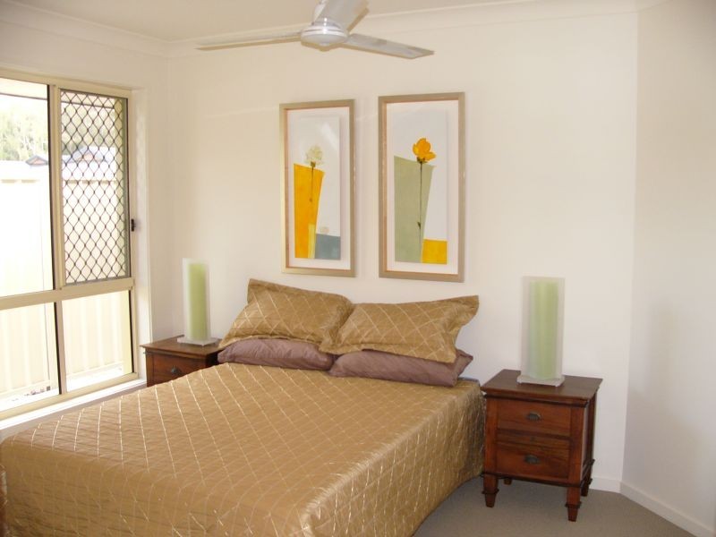 4 Sommerset Place, Yamba NSW 2464