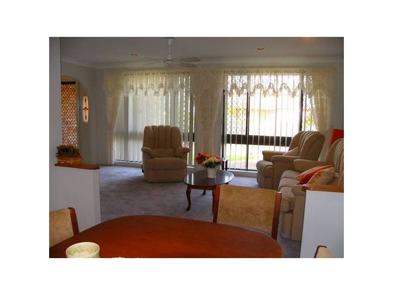 32 Binnacle Court, Yamba NSW 2464