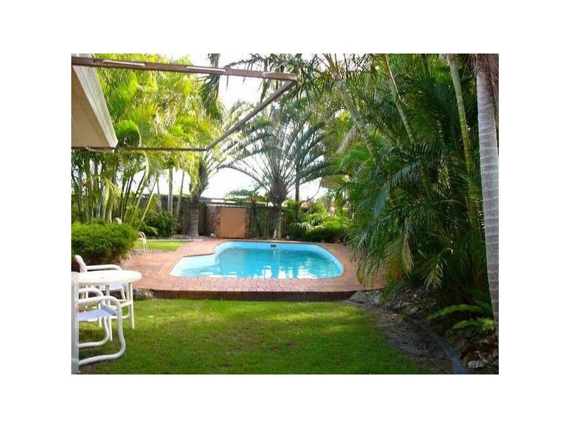 32 Binnacle Court, Yamba NSW 2464