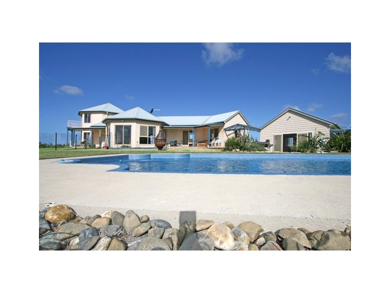 12 Gillies Lane, Palmers Island NSW 2463