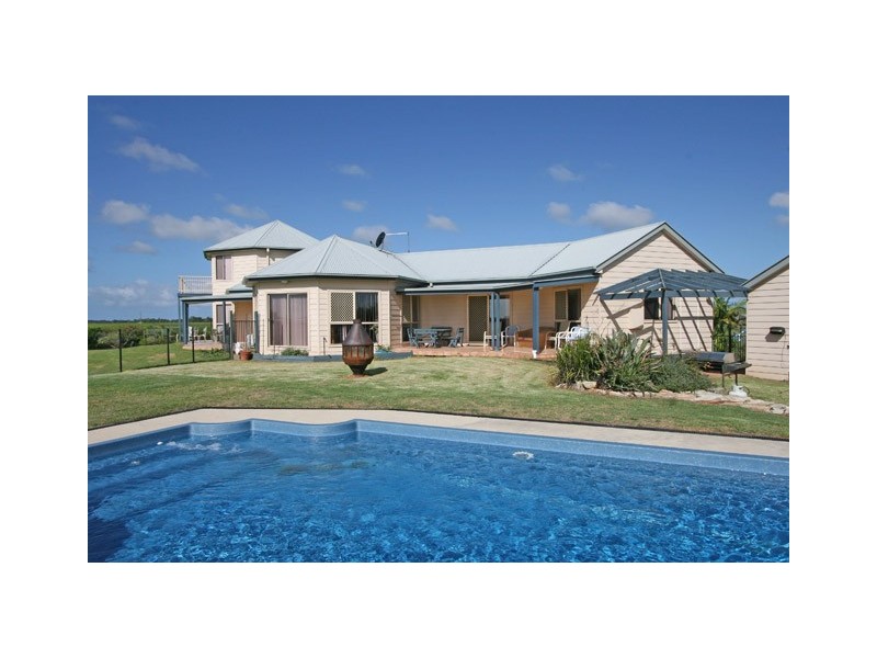 12 Gillies Lane, Palmers Island NSW 2463