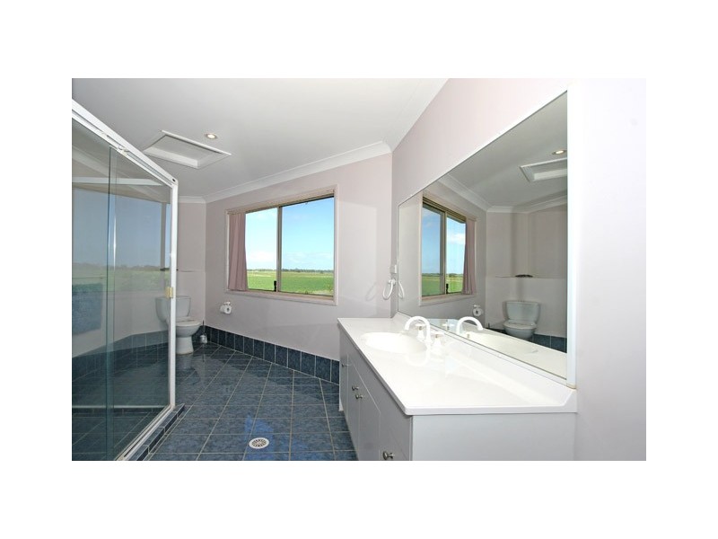 12 Gillies Lane, Palmers Island NSW 2463