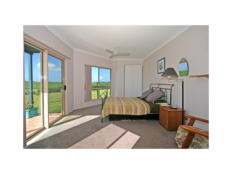 12 Gillies Lane, Palmers Island NSW 2463