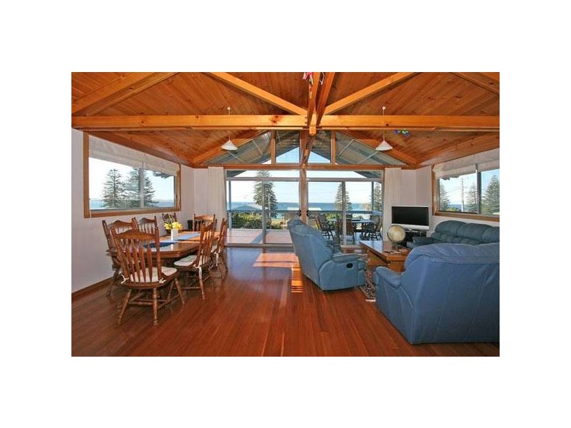 126 Ocean Road, Brooms Head NSW 2463