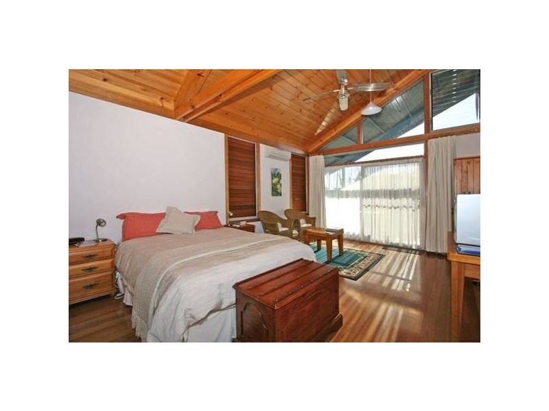 126 Ocean Road, Brooms Head NSW 2463