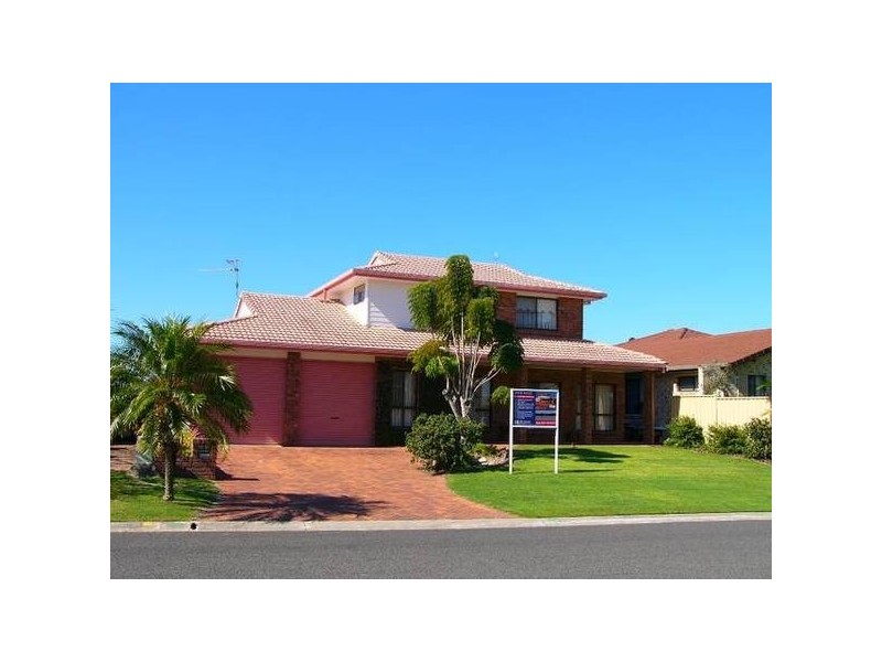 36 Acacia Circuit, Yamba NSW 2464