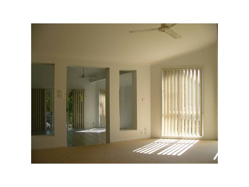 73 Lakes Boulevarde, Wooloweyah NSW 2464