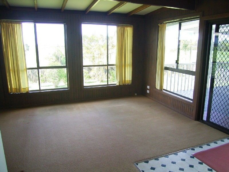 19 Yamba Street, Palmers Island NSW 2463