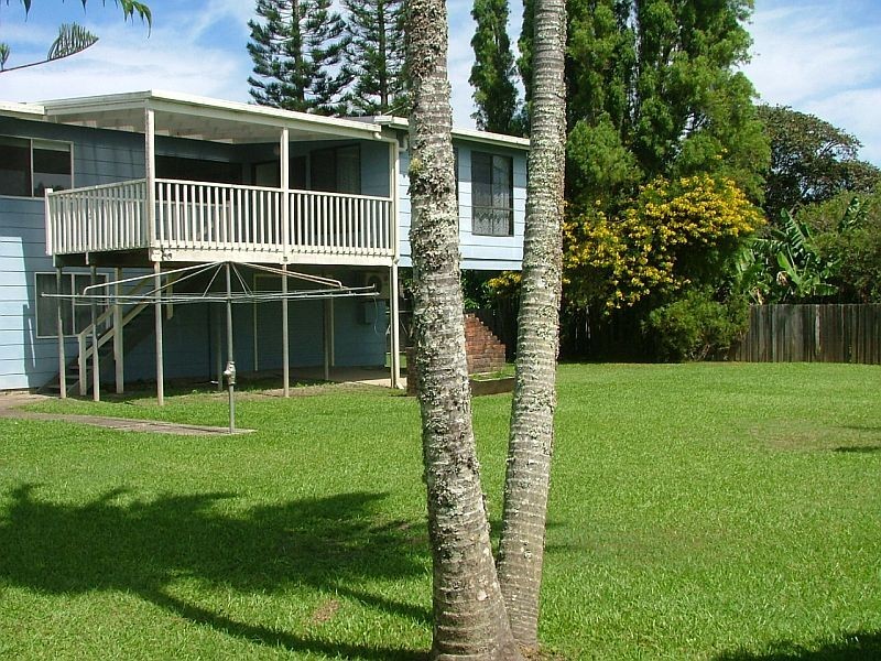 19 Yamba Street, Palmers Island NSW 2463