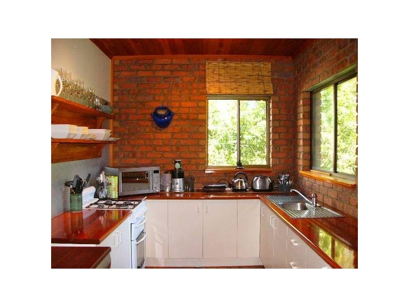 104 Lakes Boulevarde, Wooloweyah NSW 2464