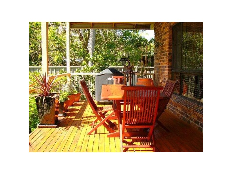 104 Lakes Boulevarde, Wooloweyah NSW 2464