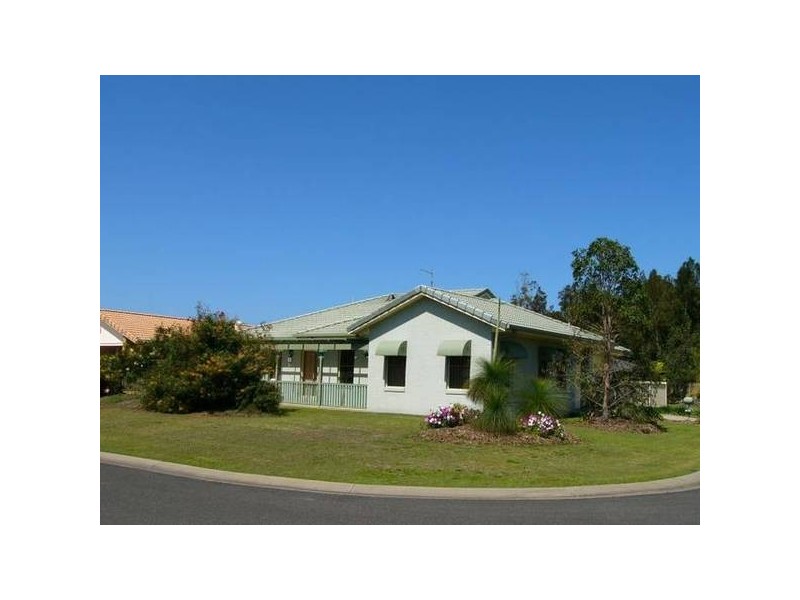 27 Harold Tory Drive, Yamba NSW 2464