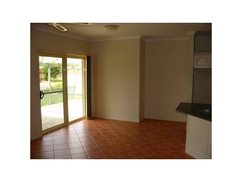 27 Harold Tory Drive, Yamba NSW 2464