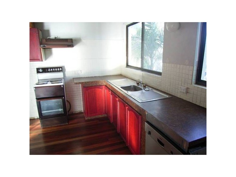 183 Lakes Boulevarde, Wooloweyah NSW 2464
