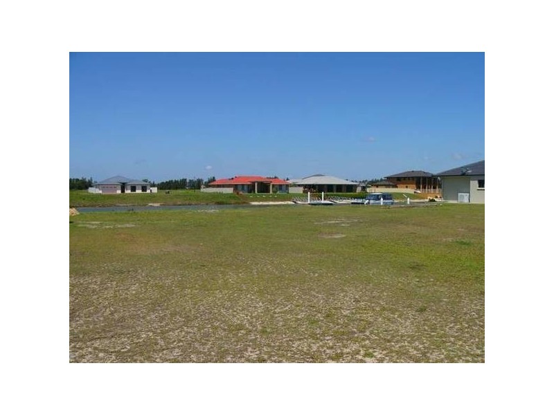 17 Barellan Avenue, Yamba NSW 2464