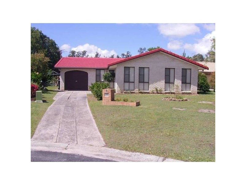 8 Toona Place, Yamba NSW 2464