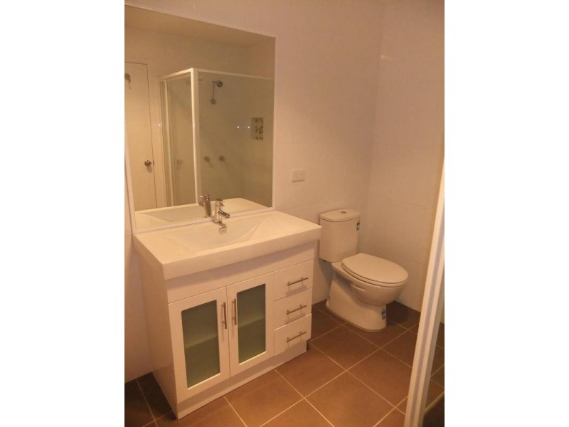 1/4 Mariners Way, Yamba NSW 2464