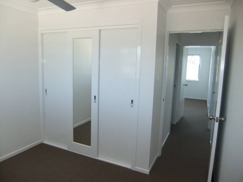 1/4 Mariners Way, Yamba NSW 2464