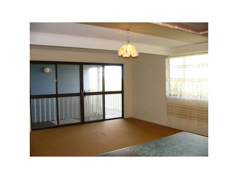 19 Yamba Street, Palmers Island NSW 2463