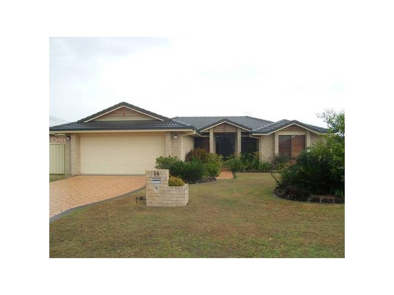 14 BAYVIEW DRIVE, Yamba NSW 2464