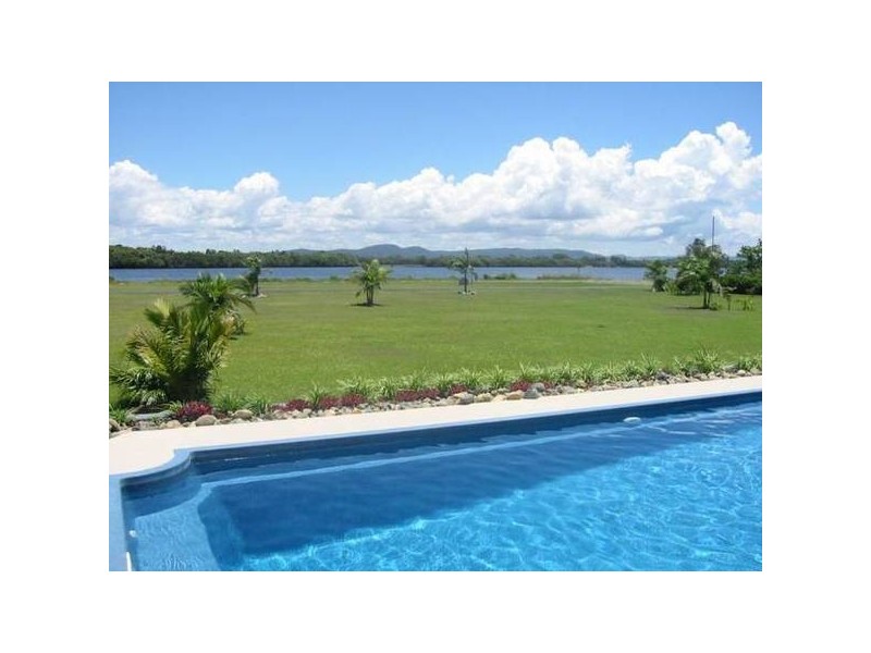 12 Gillies Lane, Palmers Island NSW 2463