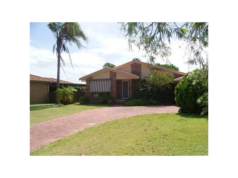 7 THE PENINSULA, Yamba NSW 2464