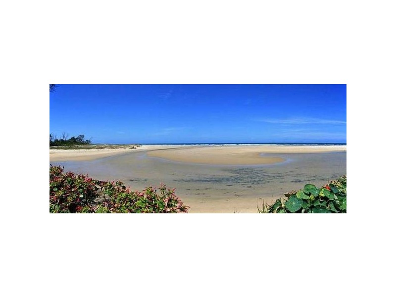 25 Ocean Road, Brooms Head NSW 2463