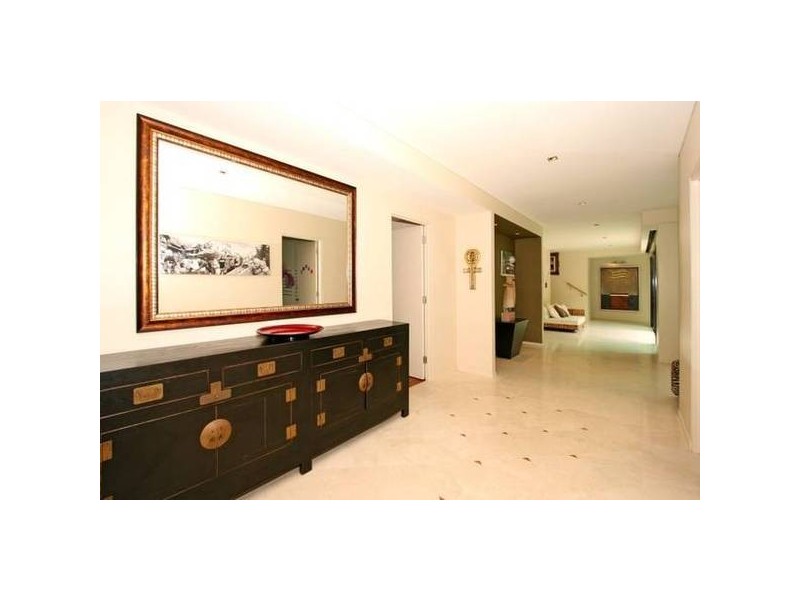 8 Pacific Parade, Yamba NSW 2464