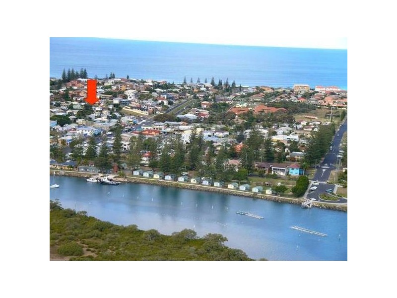 11 Beach Street, Yamba NSW 2464