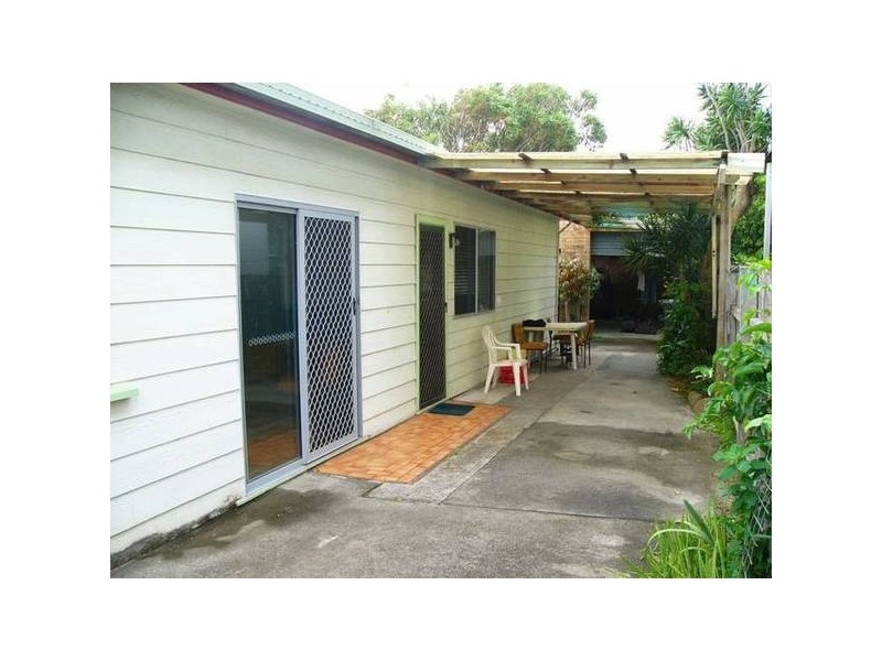 11 Beach Street, Yamba NSW 2464