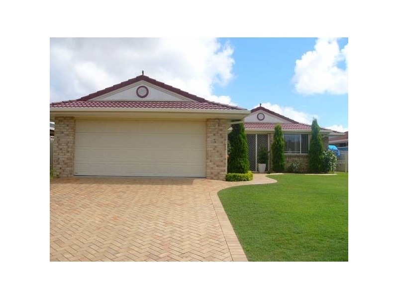3 Heron Court, Yamba NSW 2464