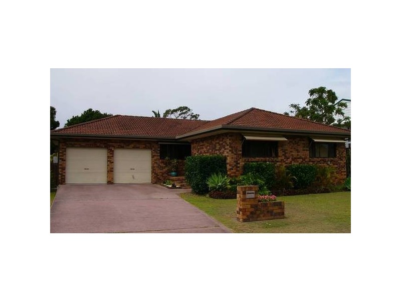 25 Boronia Crescent, Yamba NSW 2464