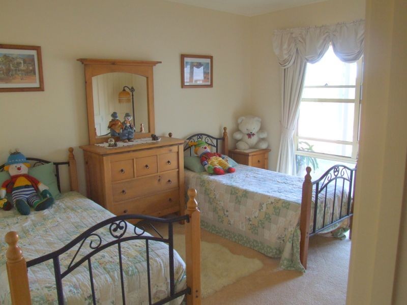 253 School Road, Palmers Island NSW 2463