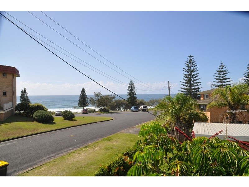 6 Pippi Street, Yamba NSW 2464