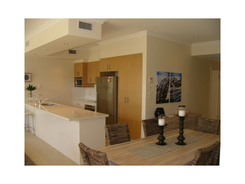 8 Bent Street, Yamba NSW 2464