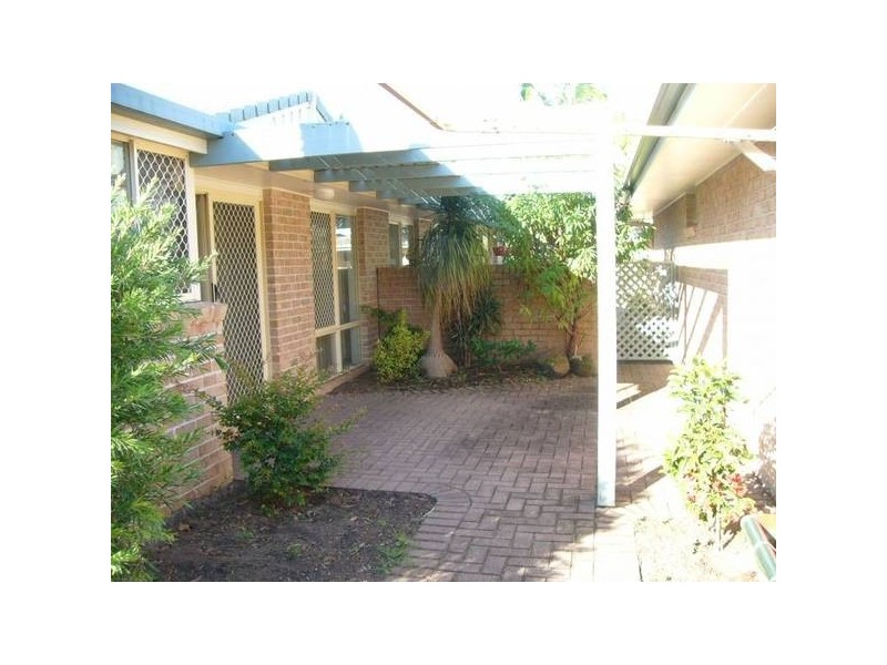 4/17a Beach Street, Yamba NSW 2464