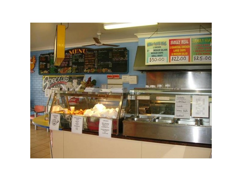 Shop 5/4 Yamba Street, Yamba NSW 2464