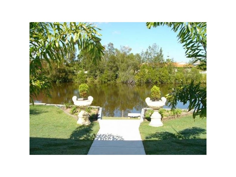 3 Newport Island Circuit, Yamba NSW 2464