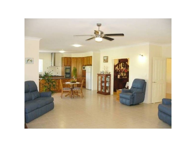 3 Newport Island Circuit, Yamba NSW 2464