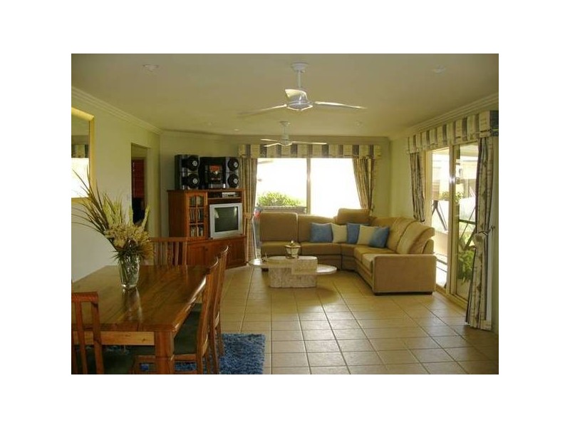 44 Harold Tory Drive, Yamba NSW 2464