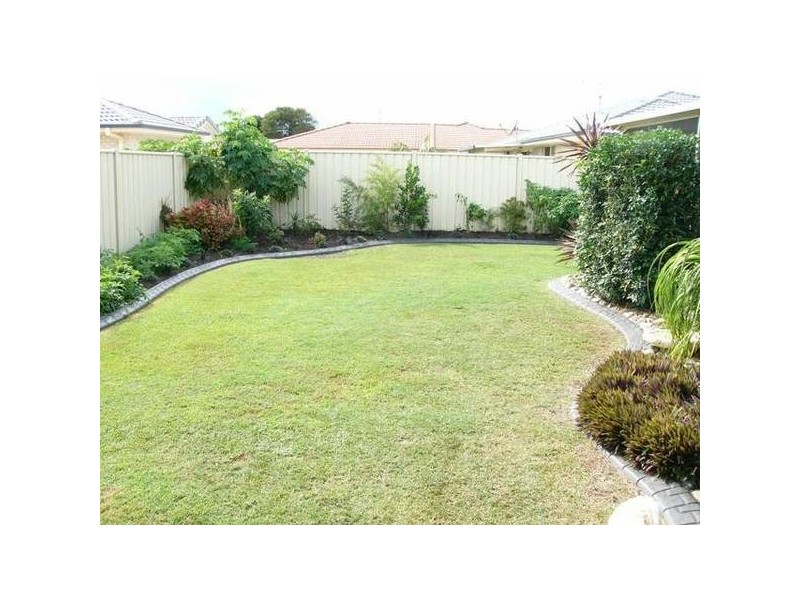 44 Harold Tory Drive, Yamba NSW 2464