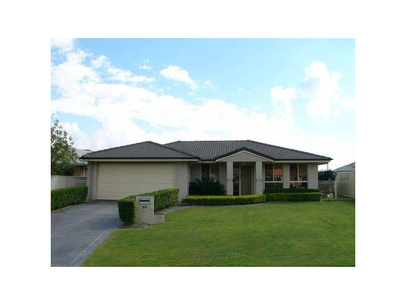 44 Harold Tory Drive, Yamba NSW 2464
