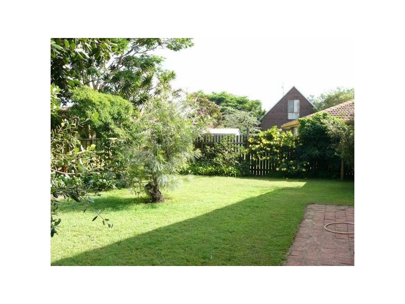 7 The Peninsula, Yamba NSW 2464