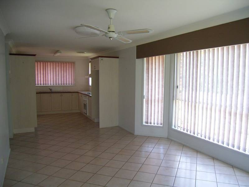 2 The Mainbrace, Yamba NSW 2464