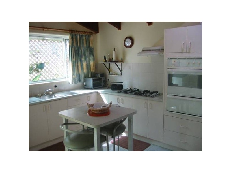 41 Beach Lane, Yamba NSW 2464