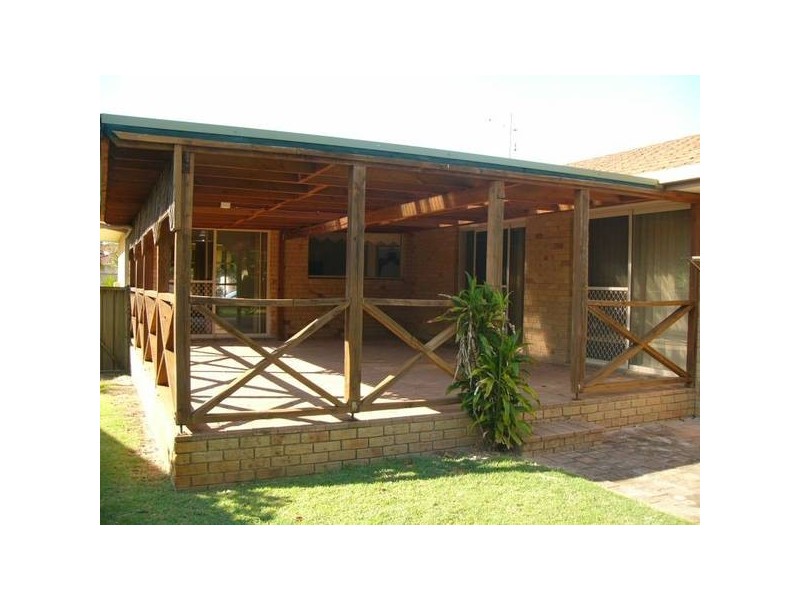 5 The Peninsula, Yamba NSW 2464