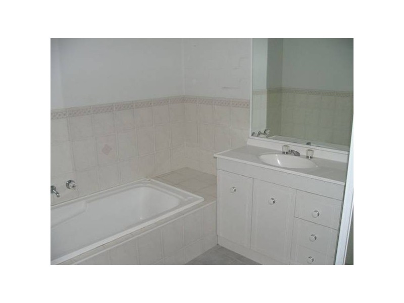 1/4 Plover Close, Yamba NSW 2464