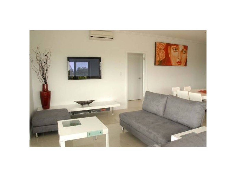 1 & 4/6 Clarence Street, Yamba NSW 2464